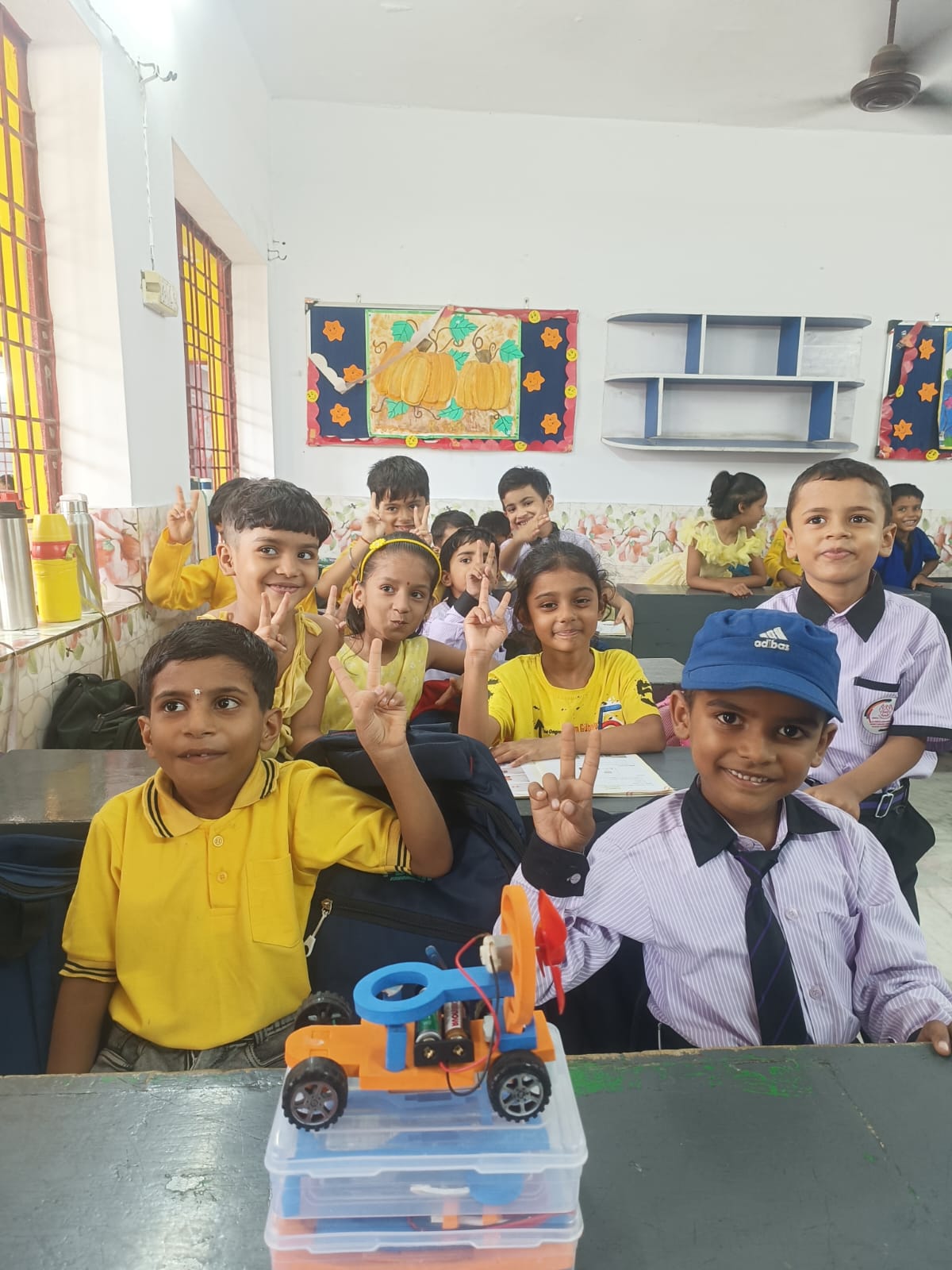 Hands-on STEM & Robotics Workshops in Schools
